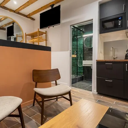 Cozy With Sauna - Le Marais Parigi